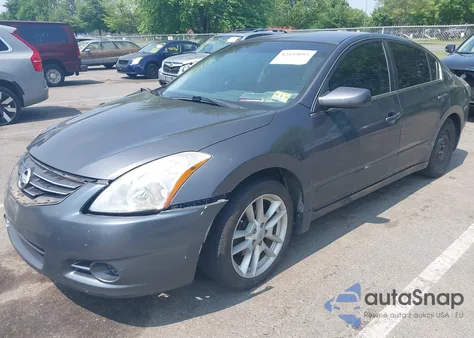 2010 Nissan Altima 2.5 S z USA, uszkodzony, nr VIN 1N4AL2AP3AN542450